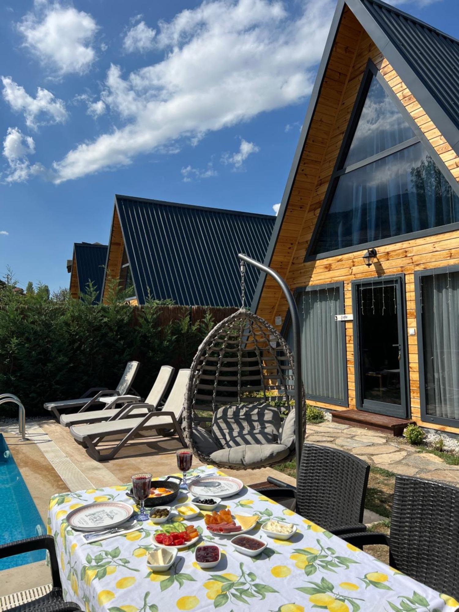Teona Kartepe Bungalov ภายนอก รูปภาพ